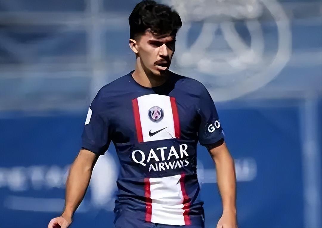 下了一个被 下了一个被