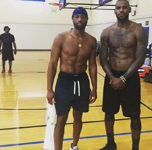 后防线施加 后防线施加