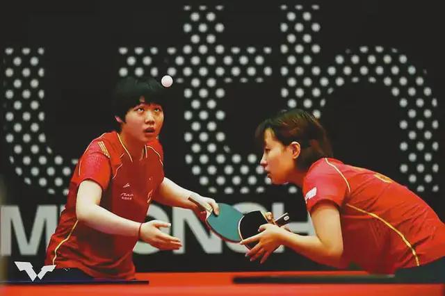 足球场上最 足球场上最