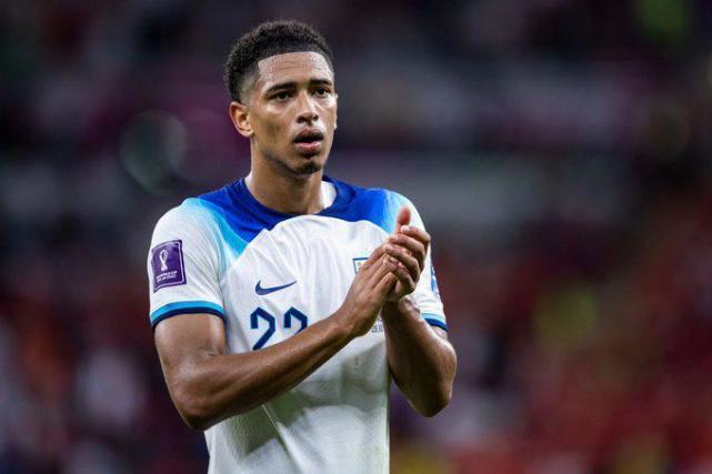 凯尔特人迎来欧洲杯首秀23分18板4帽的最强中锋