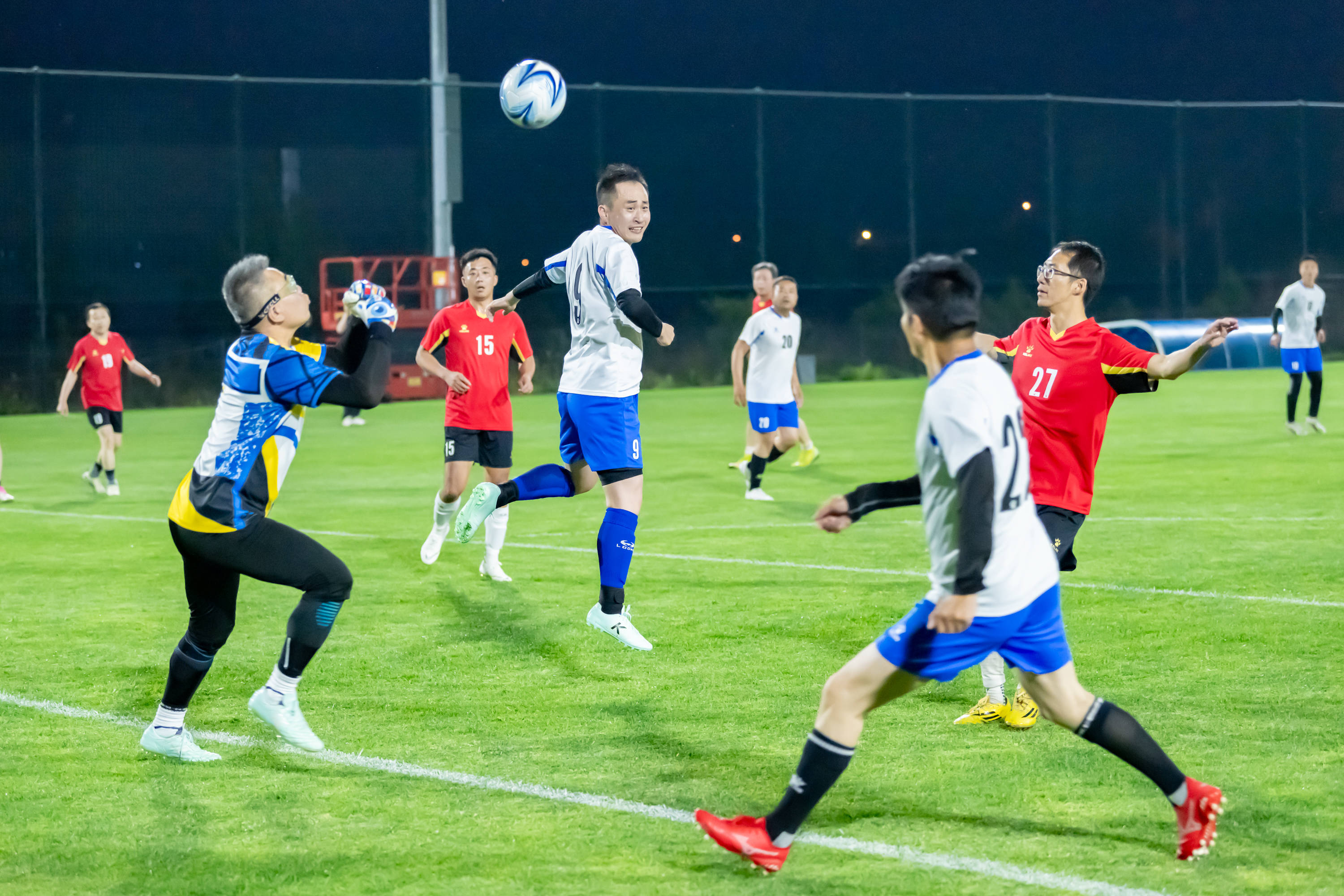 这不仅是人 这不仅是人