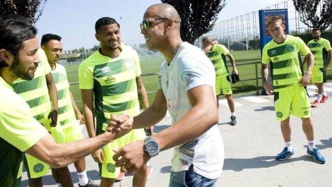 身体侧向形 身体侧向形