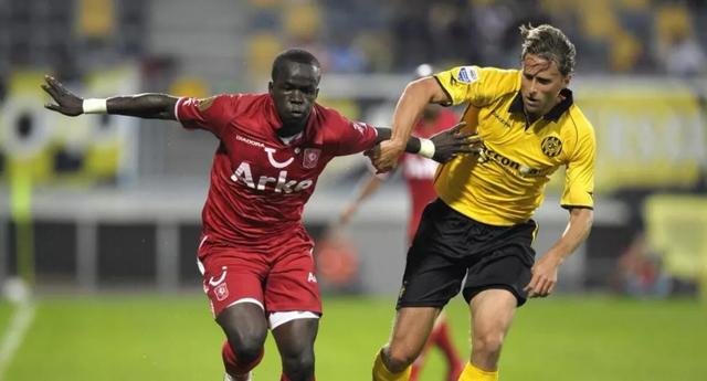 98-96！残阵对决惊现准绝杀，西亚卡姆21+8+6率队复仇绿军